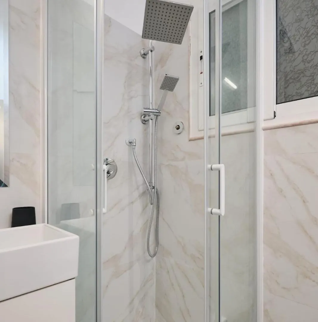 Apartment Casa Chicca Monti - Idromassaggio 900 M Colosseo Italy